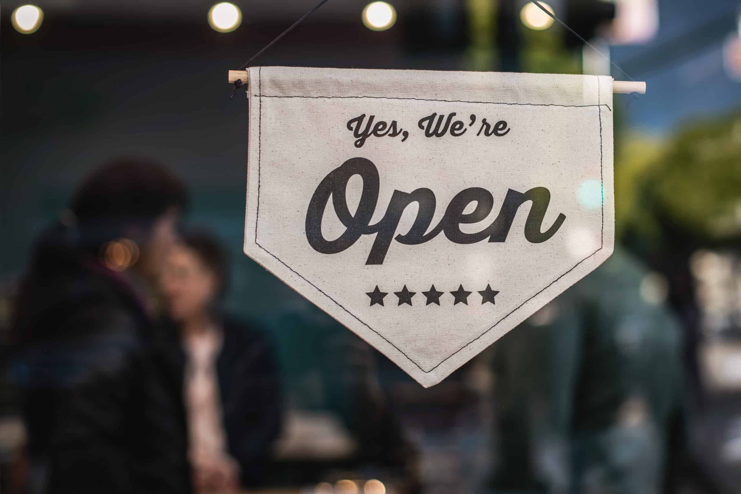 Panneau ouvert pour petites entreprises